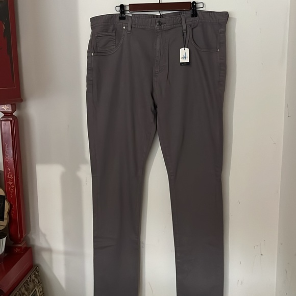 Johnnie-O 40 x 34 New with Tags - Picture 7 of 8